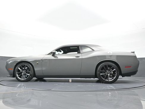 Used 2019 Dodge Challenger R/T Scat Pack w/ Shaker Package image 50