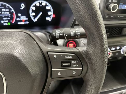 Used 2023 Honda CR-V EX image 36