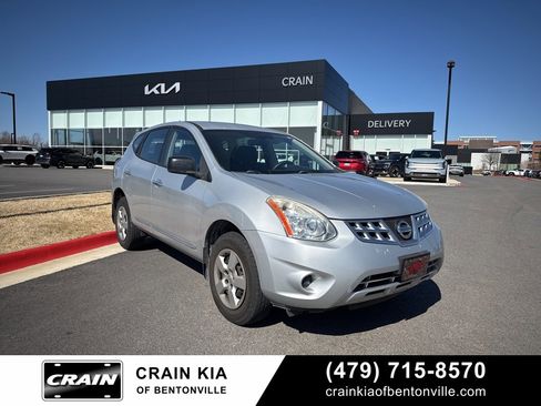 Used 2013 Nissan Rogue S image 1