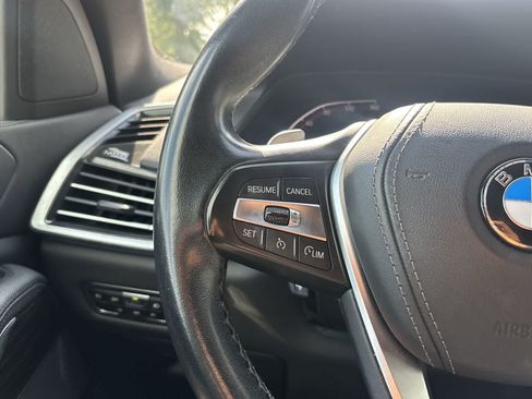 Used 2020 BMW X5 xDrive40i w/ Convenience Package AWD/4WD image 11