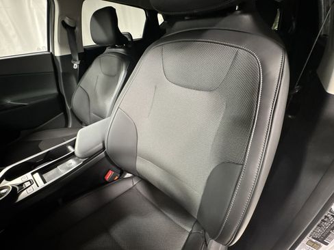 New 2025 Kia EV6 Light image 18