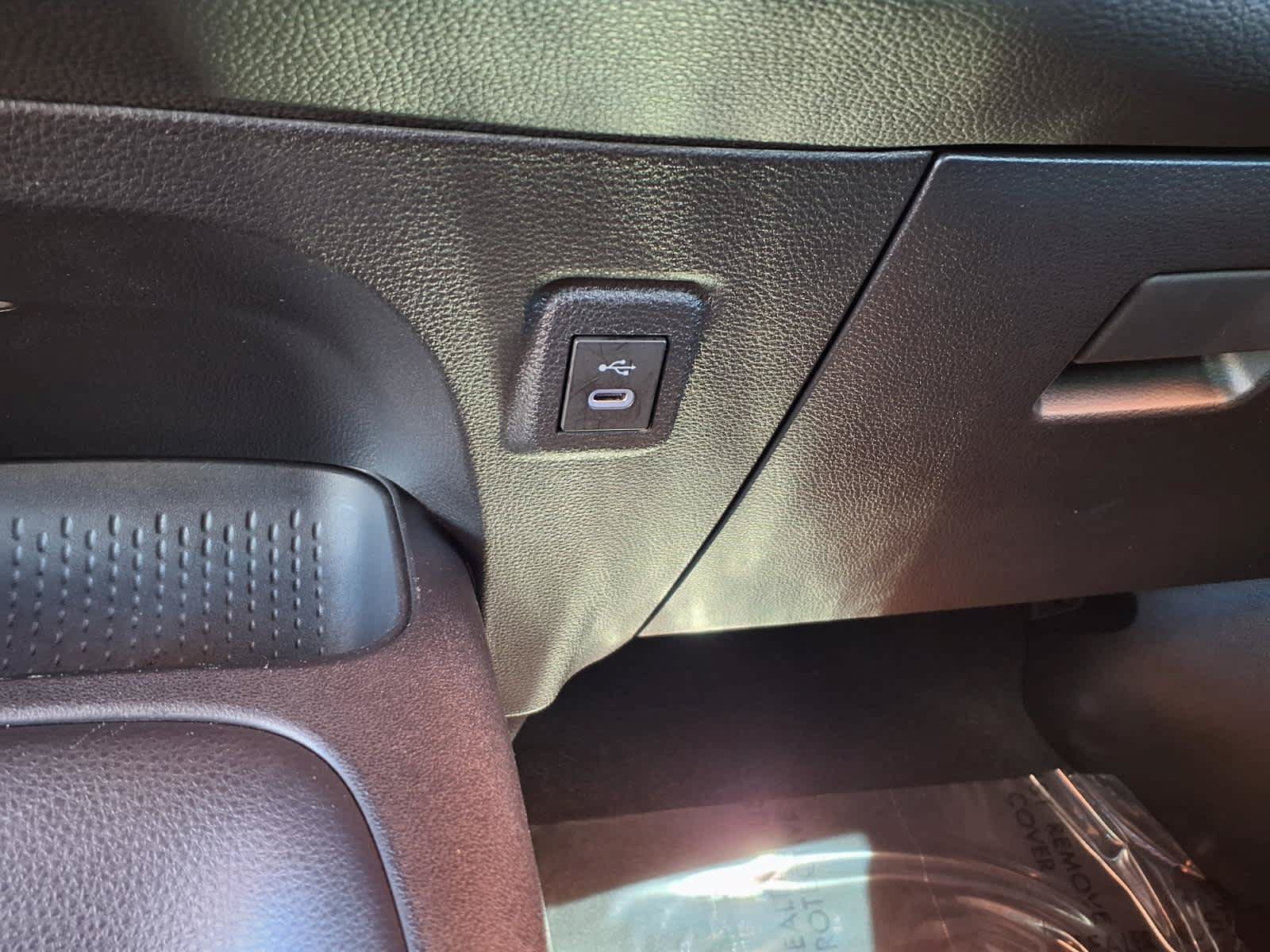 Certified 2025 Toyota Corolla SE w/ Convenience Package FWD image 24
