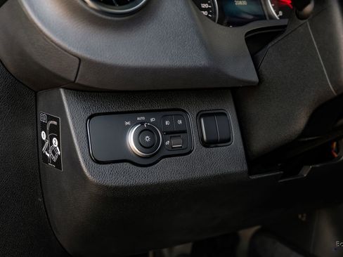 Used 2023 Mercedes-Benz Sprinter 3500 image 67