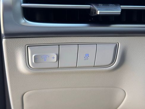 New 2026 Hyundai Tucson SE image 24