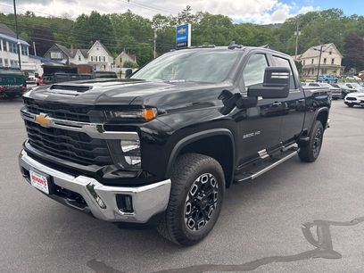Used 2024 Chevrolet Silverado 2500 LT w/ Convenience Package