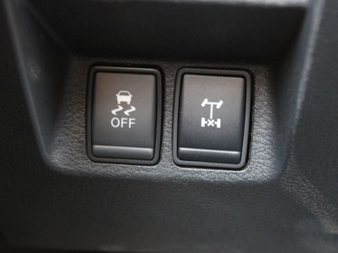 Used 2025 Nissan Frontier PRO-4X w/ Pro Premium Package image 33