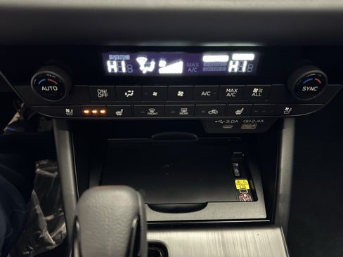 New 2026 Subaru Outback Touring XT AWD/4WD image 37