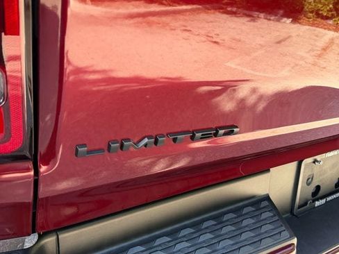 Used 2023 RAM 1500 Limited AWD/4WD image 17