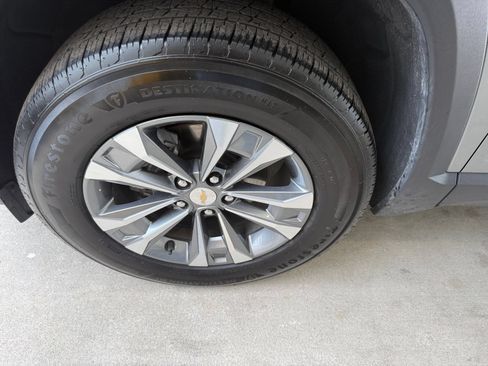 Used 2025 Chevrolet Equinox LT FWD image 30