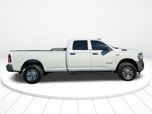 Used 2019 RAM 2500 Tradesman w/ Chrome Appearance Group image 10