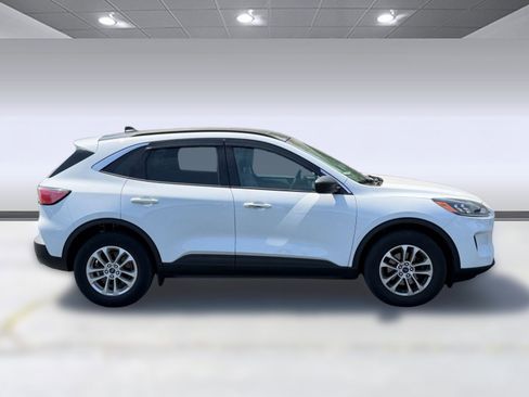 Used 2022 Ford Escape SE w/ Convenience Package AWD/4WD image 6