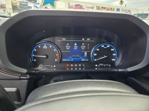 Certified 2022 Ford Bronco Sport Outer Banks w/ Tech Package AWD/4WD image 17