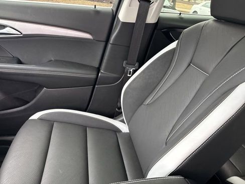 Used 2024 Buick Envision Sport Touring image 11