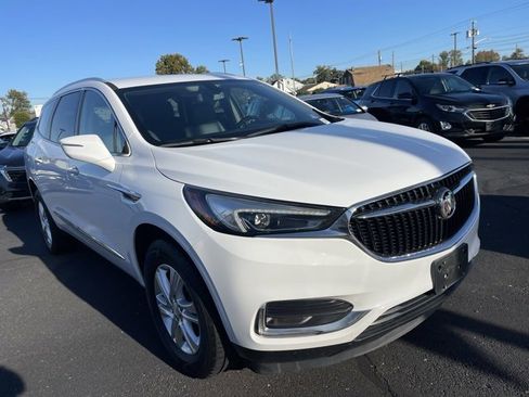 Used 2019 Buick Enclave Essence image 1
