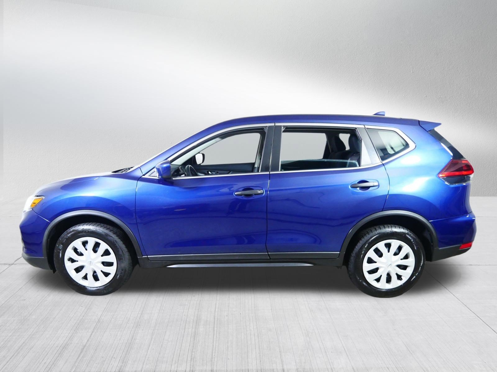 Used 2018 Nissan Rogue S AWD/4WD image 4