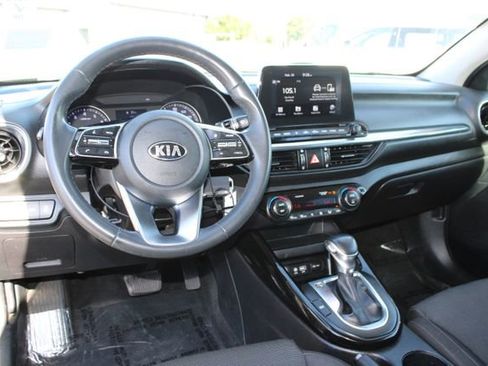 Used 2019 Kia Forte S w/ S Premium Package image 15