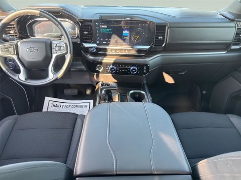 Used 2024 Chevrolet Silverado 1500 LT Trail Boss image 11