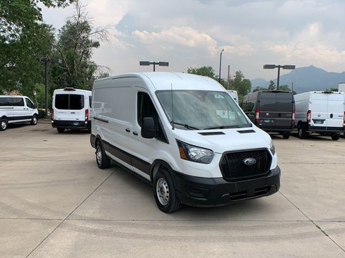 Used 2023 Ford Transit 250 Medium Roof AWD w/ Load Area Protection Package image 7