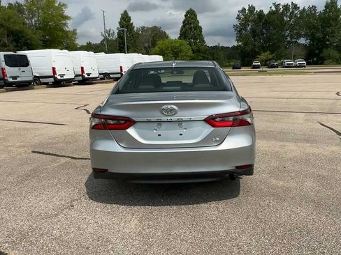Used 2024 Toyota Camry LE FWD image 7