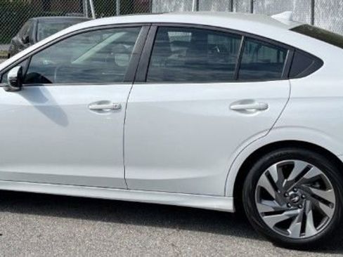 Used 2025 Subaru Legacy Limited AWD/4WD image 3