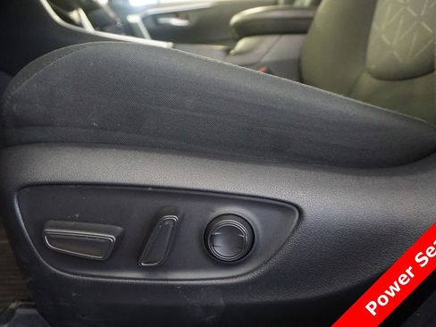 Used 2023 Toyota RAV4 XLE image 6