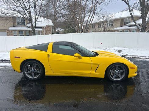 Used 2006 Chevrolet Corvette Coupe w/ Preferred Equipment Group image 10