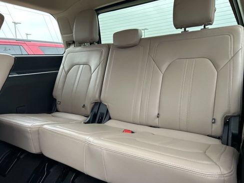 Used 2024 Ford Expedition Limited RWD image 48