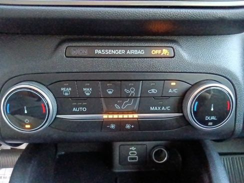 Used 2024 Ford Escape Active image 23