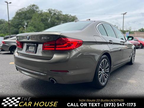 Used 2017 BMW 530i xDrive image 9