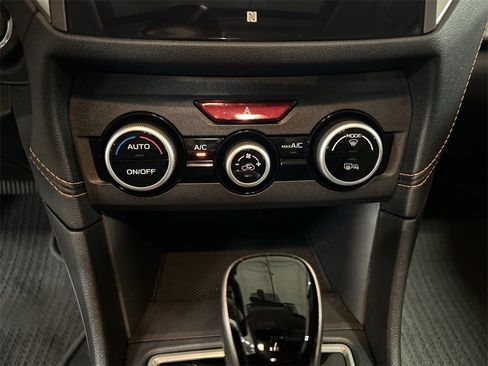 Certified 2023 Subaru Crosstrek 2.5i Limited w/ Moonroof Package image 21