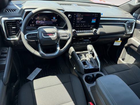 New 2026 GMC Canyon Elevation w/ Convenience Package image 15