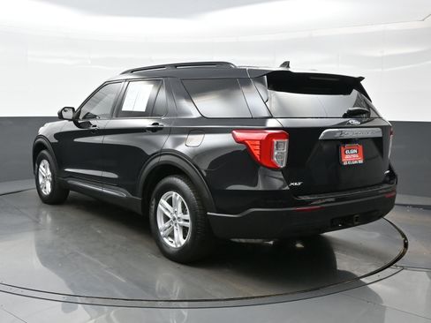 Used 2021 Ford Explorer XLT w/ Class III Trailer Tow Package image 4