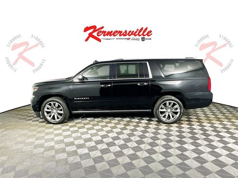 Used 2020 Chevrolet Suburban Premier image 4