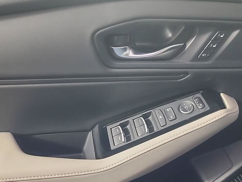 Used 2023 Honda Accord Touring image 25