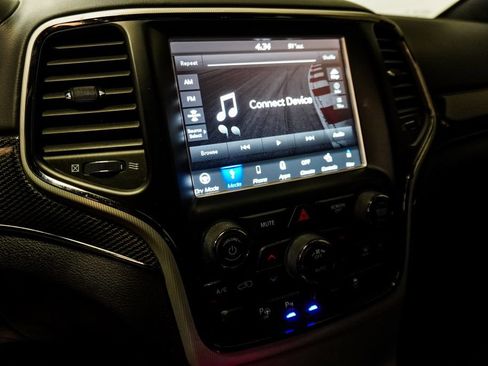 Used 2018 Jeep Grand Cherokee Trackhawk AWD/4WD image 23