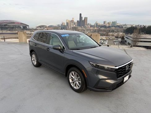 Used 2025 Honda CR-V EX image 31