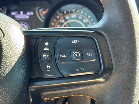 Used 2024 Jeep Wrangler Sport AWD/4WD image 27