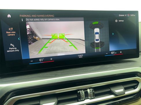 Used 2023 BMW 330i Sedan w/ Driving Assistance Package image 65