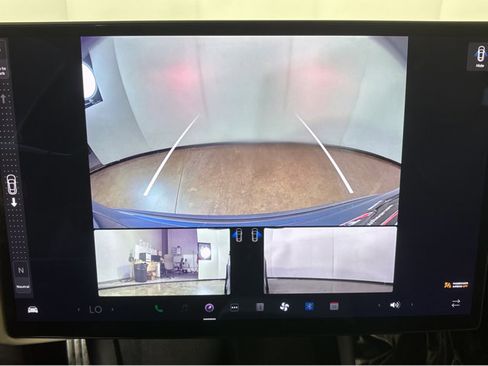 Used 2022 Tesla Model S Standard Range image 29