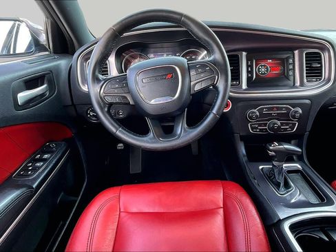 Used 2015 Dodge Charger SE w/ Popular Equipment Group image 5