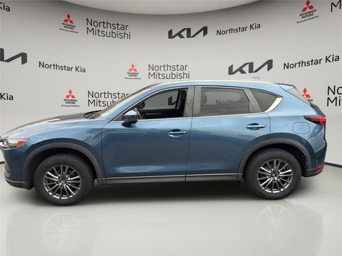 Used 2017 MAZDA CX-5 Touring w/ Preferred Equipment Package AWD/4WD image 2