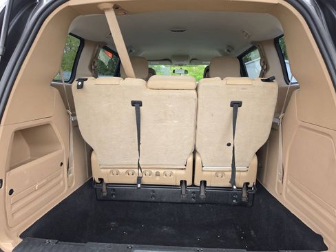 Used 2015 Dodge Grand Caravan American Value Package FWD image 20