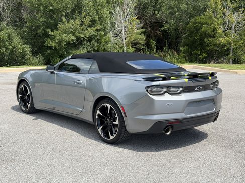 Used 2023 Chevrolet Camaro LT RWD image 8