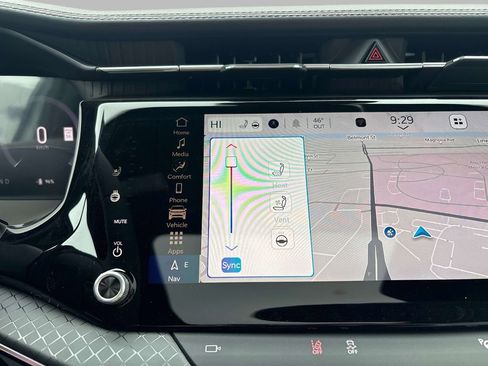 New 2025 Jeep Wagoneer S Limited w/ Comfort Package image 13