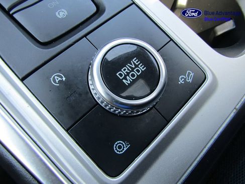 Certified 2023 Ford Explorer XLT w/ Equipment Group 202A AWD/4WD image 39