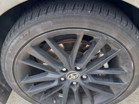 Used 2021 Toyota Camry XSE w/ Navigation Package image 14