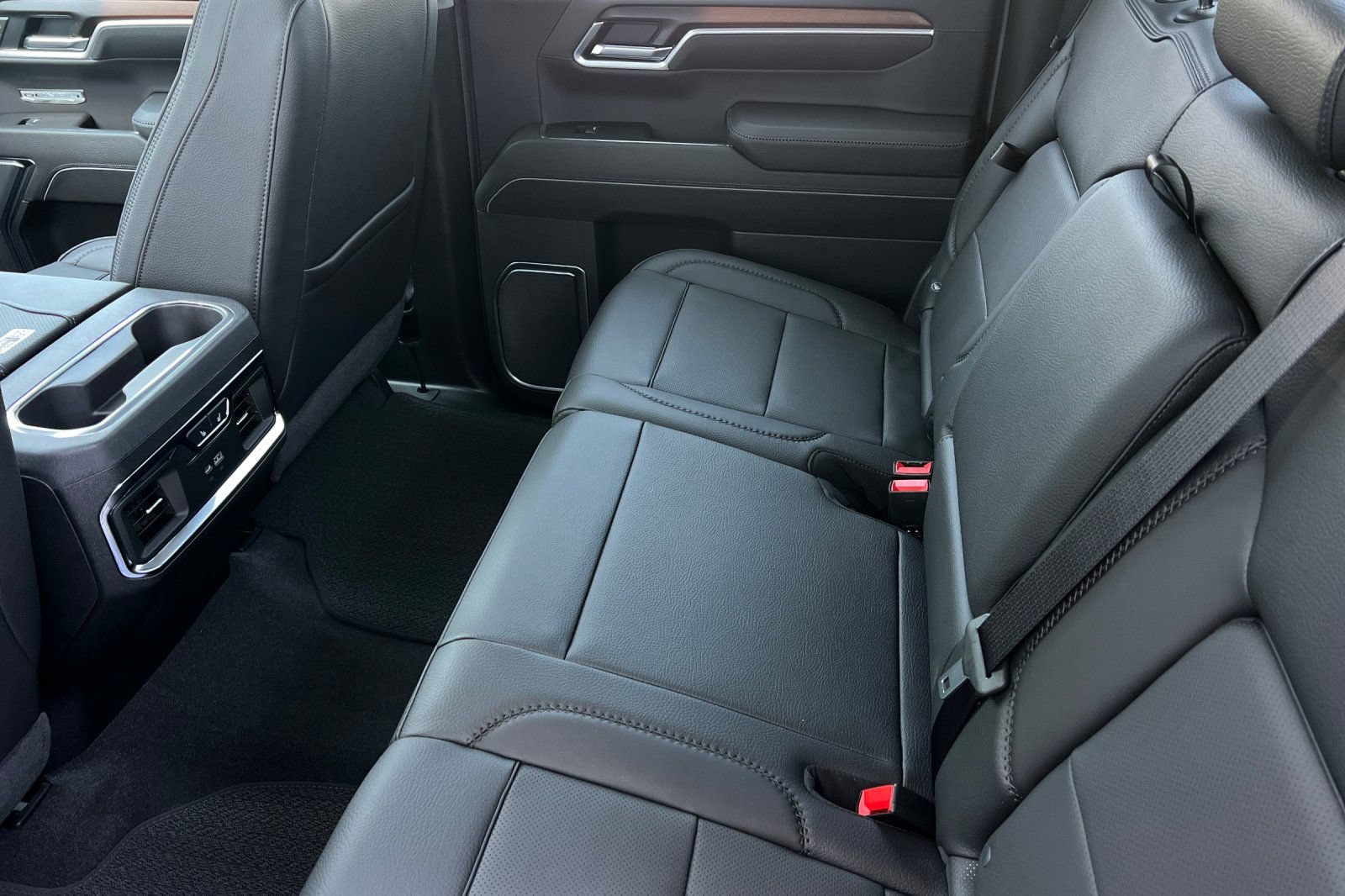 New 2026 GMC Sierra 1500 Denali AWD/4WD image 11