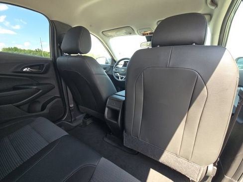Used 2024 Chevrolet Trax LT w/ LT Convenience Package FWD image 15