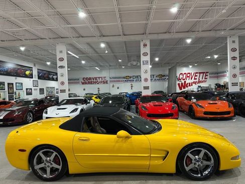 Used 2002 Chevrolet Corvette Convertible w/ Preferred Equipment Group2 image 5