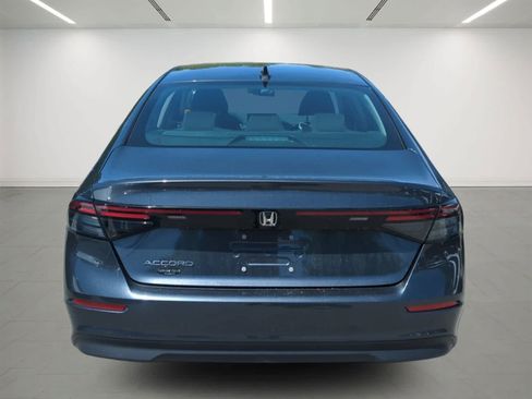Used 2023 Honda Accord EX image 5
